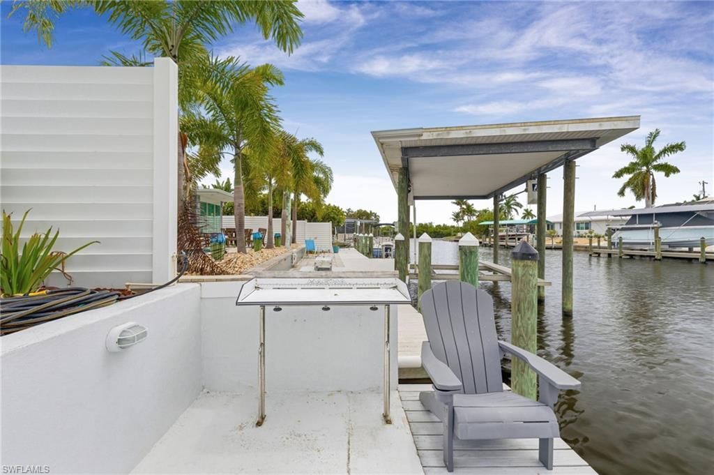 12179 Boat Shell Dr , Matlacha Isles, FL 33991 Photo