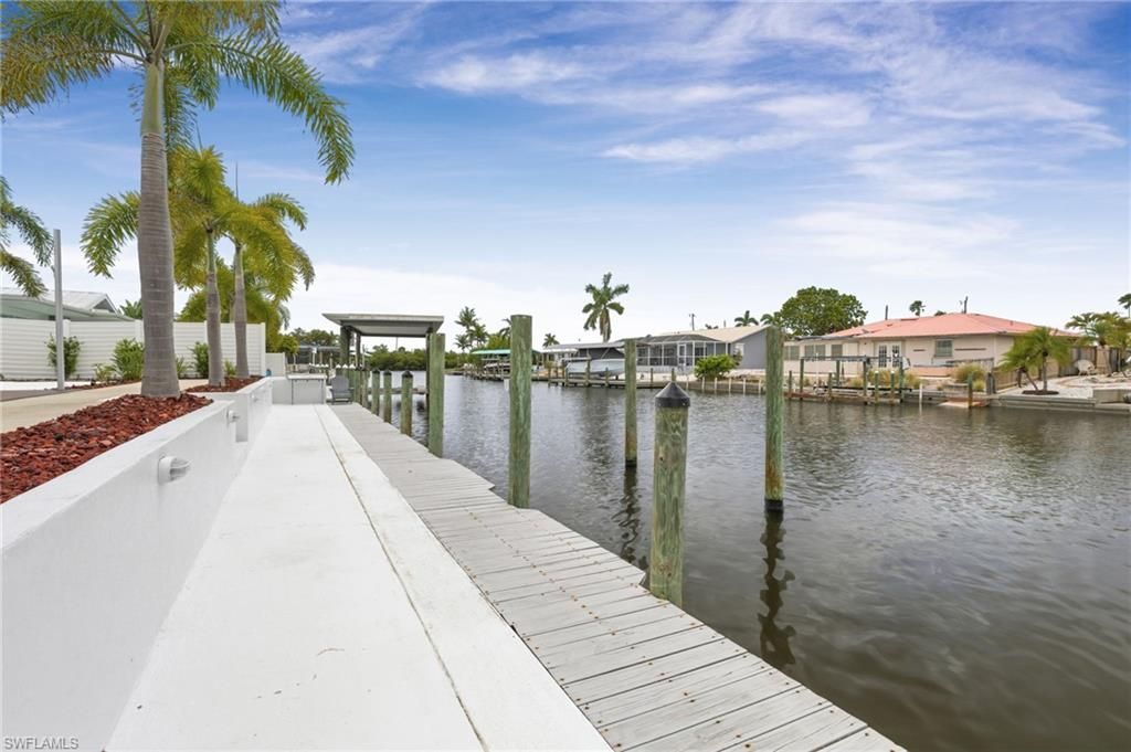 12179 Boat Shell Dr , Matlacha Isles, FL 33991 Photo