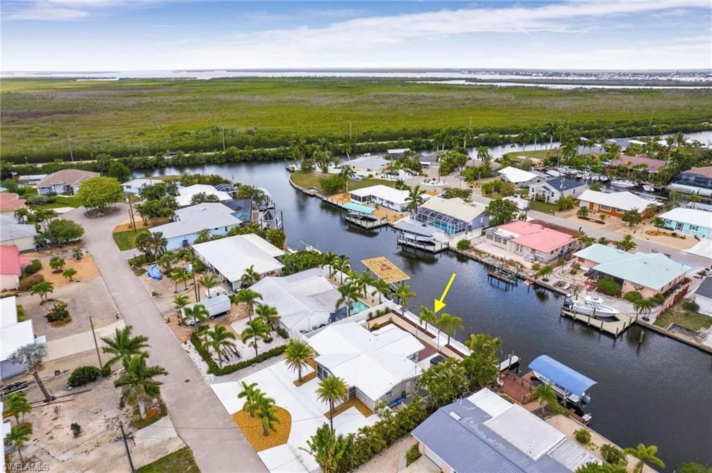 12179 Boat Shell Dr , Matlacha Isles, FL 33991 Photo