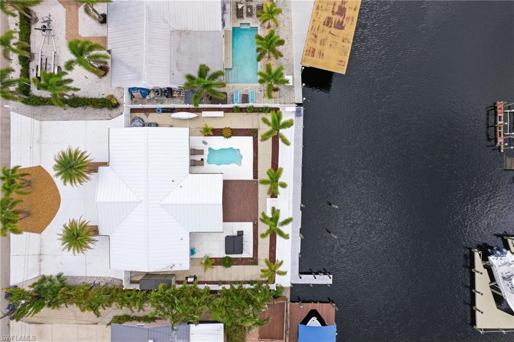 12179 Boat Shell Dr , Matlacha Isles, FL 33991 Photo
