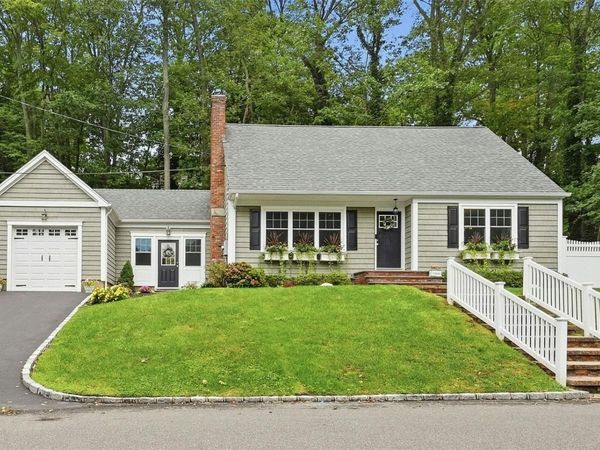 29 Harrison Drive , Northport, NY 11768