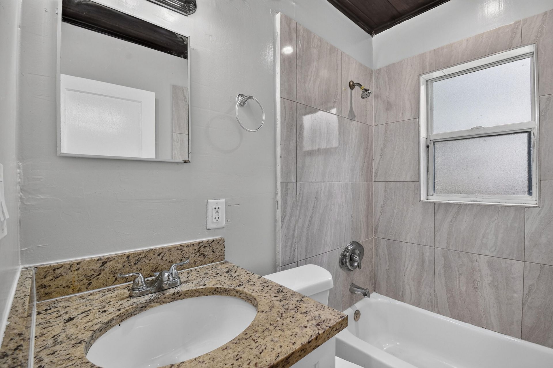 885-887 7th, Unit #201, West Palm Beach, FL 33401 Photo