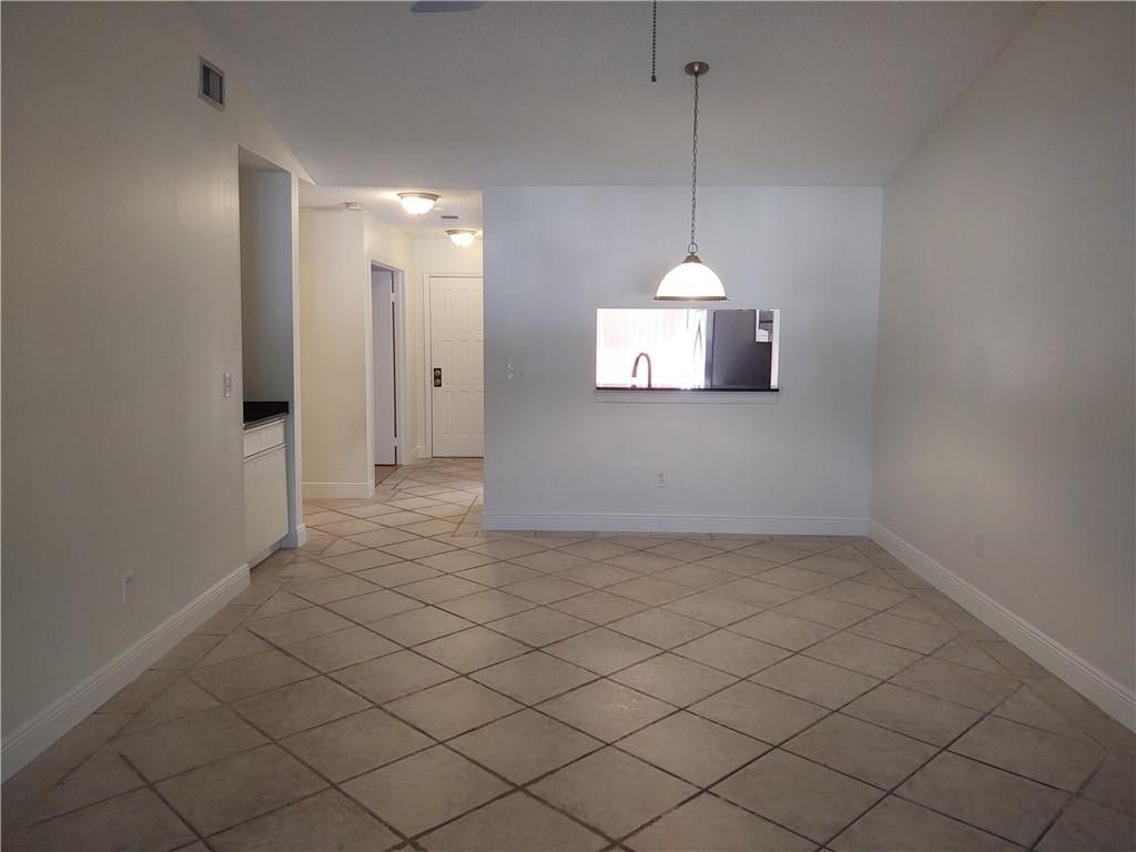 5200 E Club Circle, Unit 205, Boca Raton, FL 33487 Photo