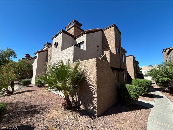 2970 Juniper Hills Boulevard , Unit 203, Las Vegas, NV 89142