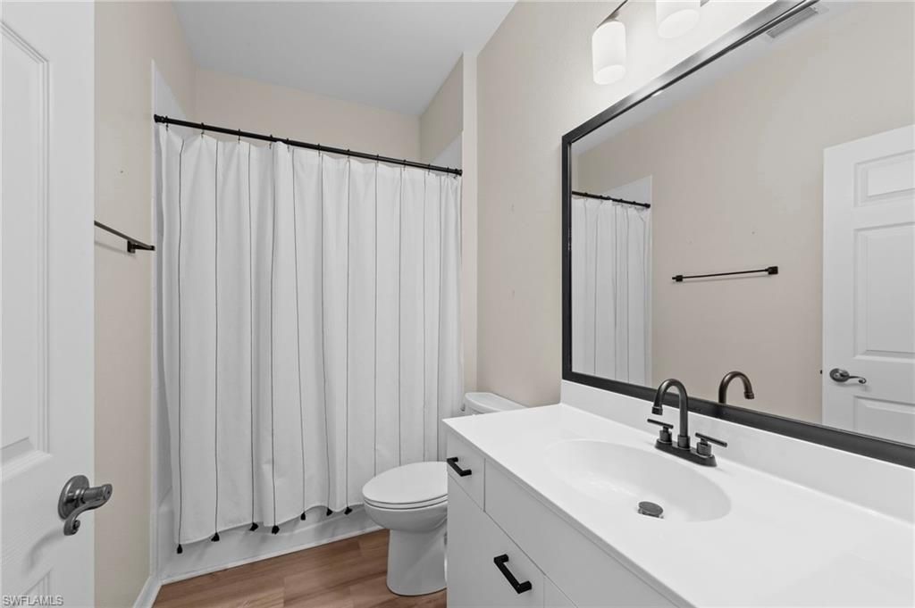 168 Livermore Ln , Naples, FL 34119 Photo