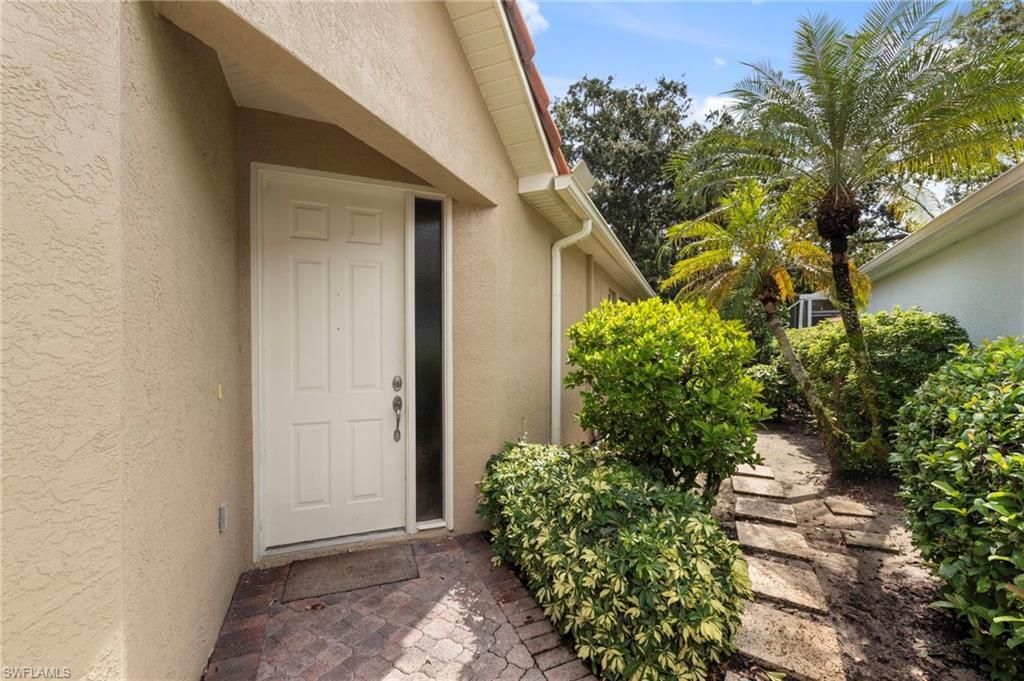 168 Livermore Ln , Naples, FL 34119 Photo