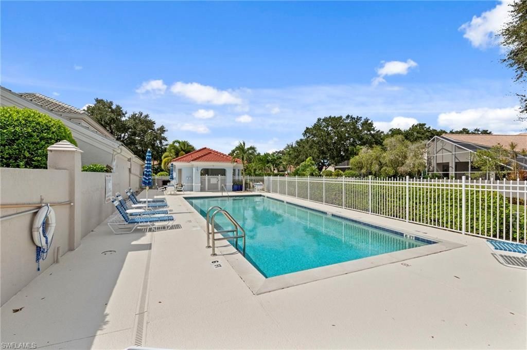 168 Livermore Ln , Naples, FL 34119 Photo