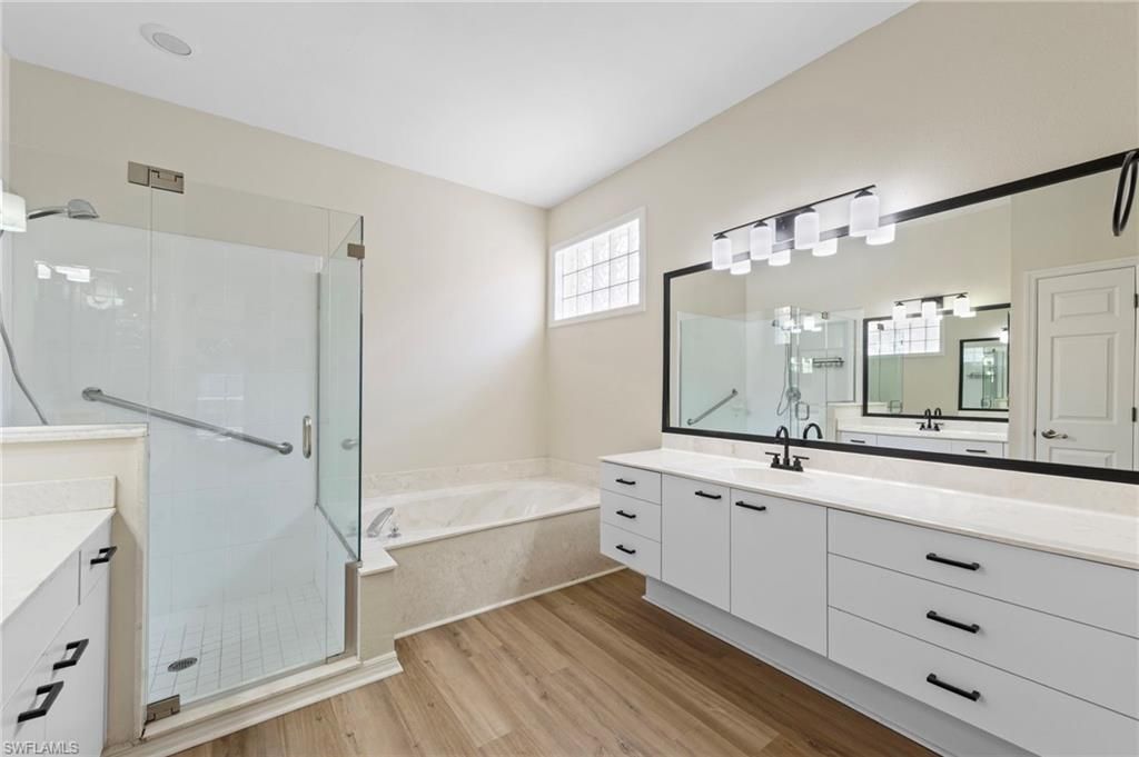 168 Livermore Ln , Naples, FL 34119 Photo