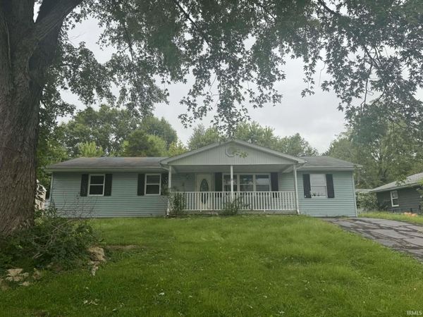 532 Pilgrim Way, Salem, IN 47167