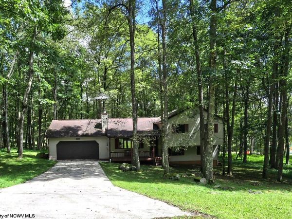 1002 Goldenrod Drive, Terra Alta, WV 26764
