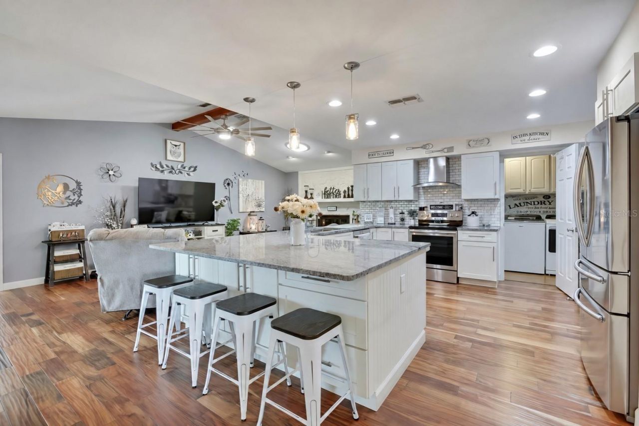 8098 Shorecrest Court, Spring Hill, FL 34606 Photo