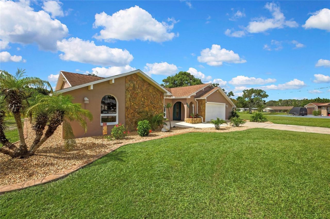 8098 Shorecrest Court, Spring Hill, FL 34606 Photo