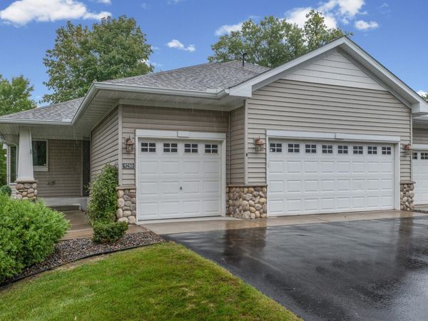 9250 Blackoaks Lane N, Maple Grove, MN 55311