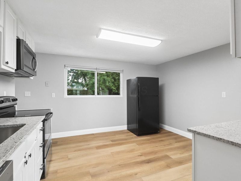 450 Amesbury Drive , Gahanna, OH 43230 Photo 10