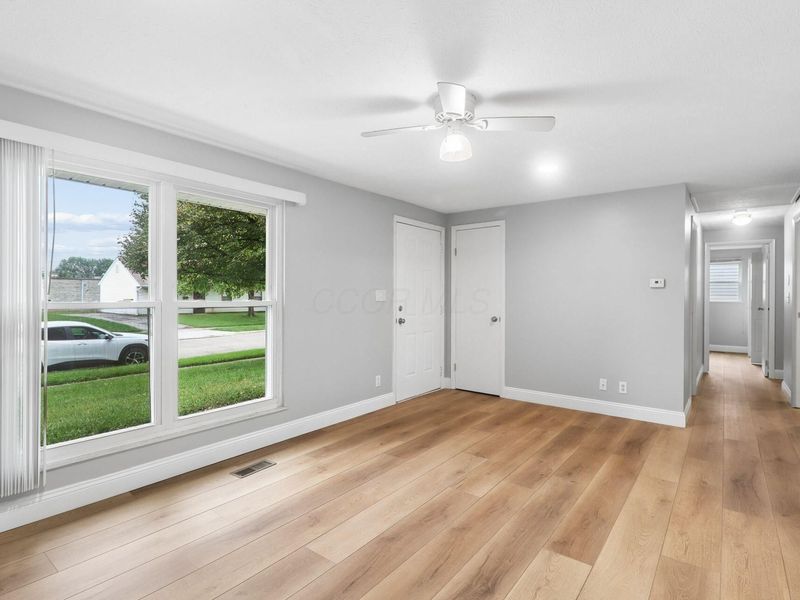 450 Amesbury Drive , Gahanna, OH 43230 Photo 4