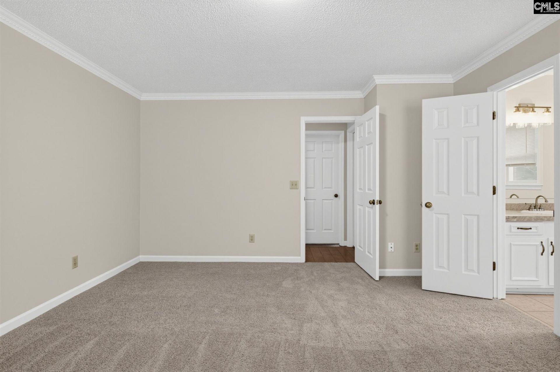 20 Erskine Court Photo 16