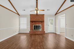 20 Erskine Court photo 4