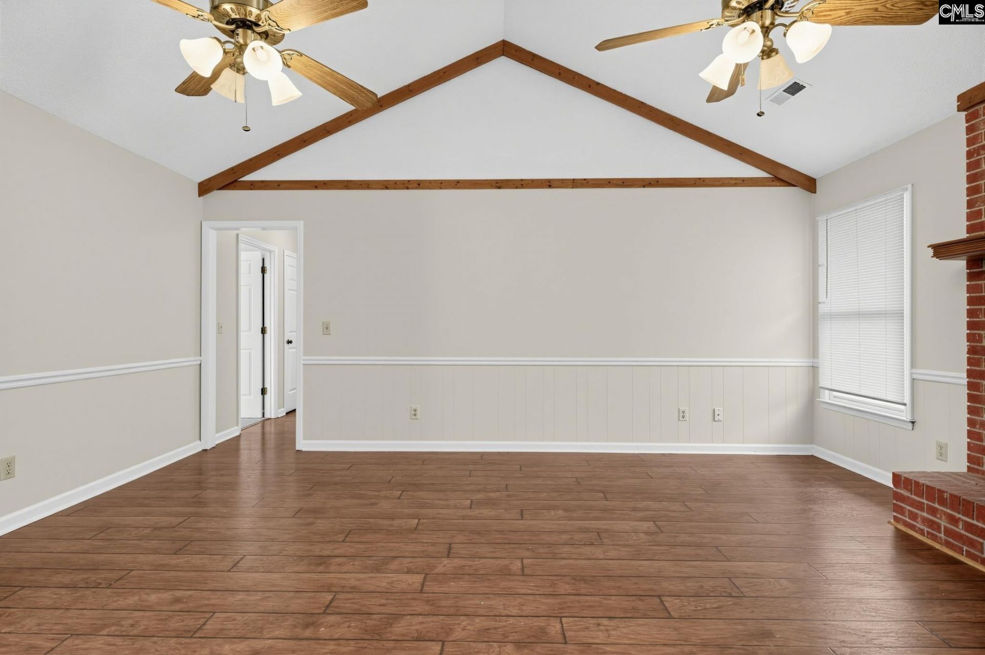 20 Erskine Court Photo 6