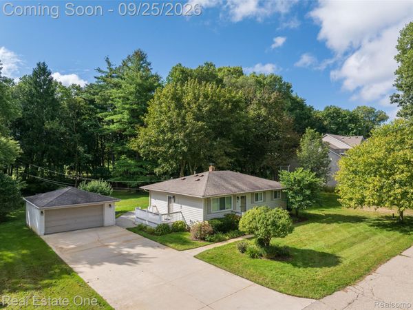 88 Dayton Street, Oxford Village, Mi 48371