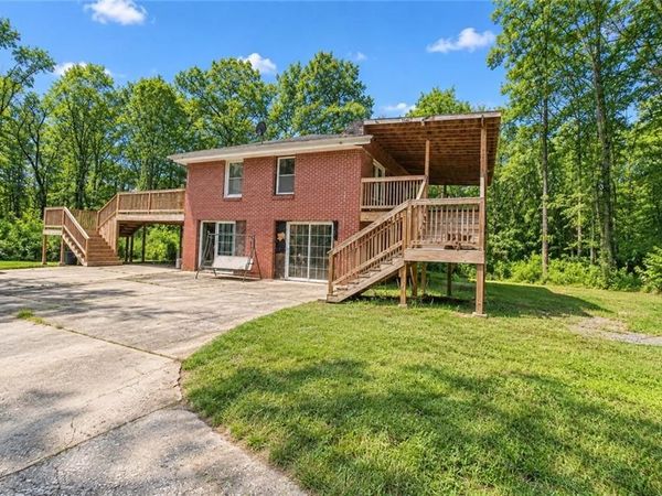 140 Joe Bray Rd , Fayetteville, GA 30214