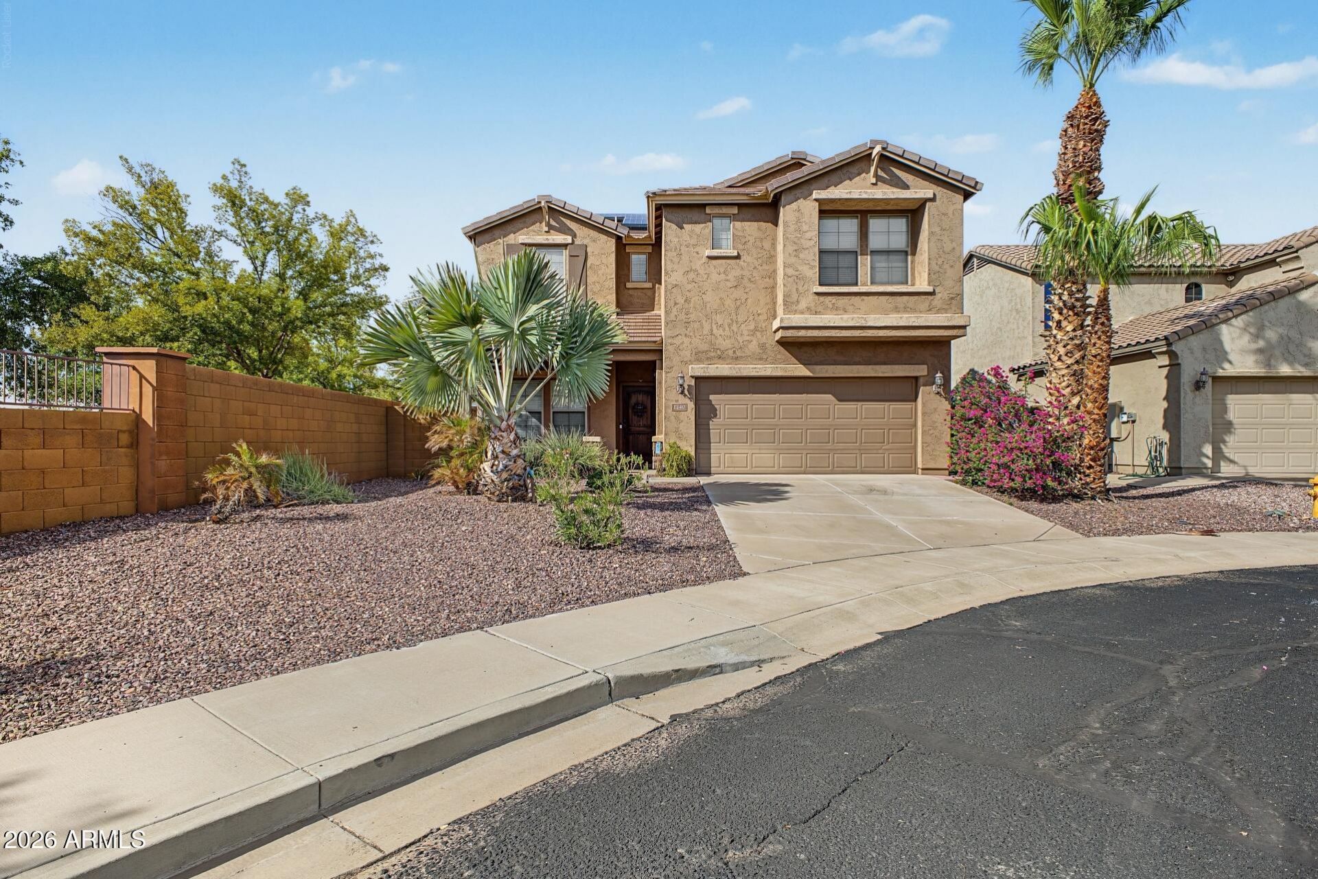 2240 W Davis Road, Phoenix, AZ 85023 Main Photo