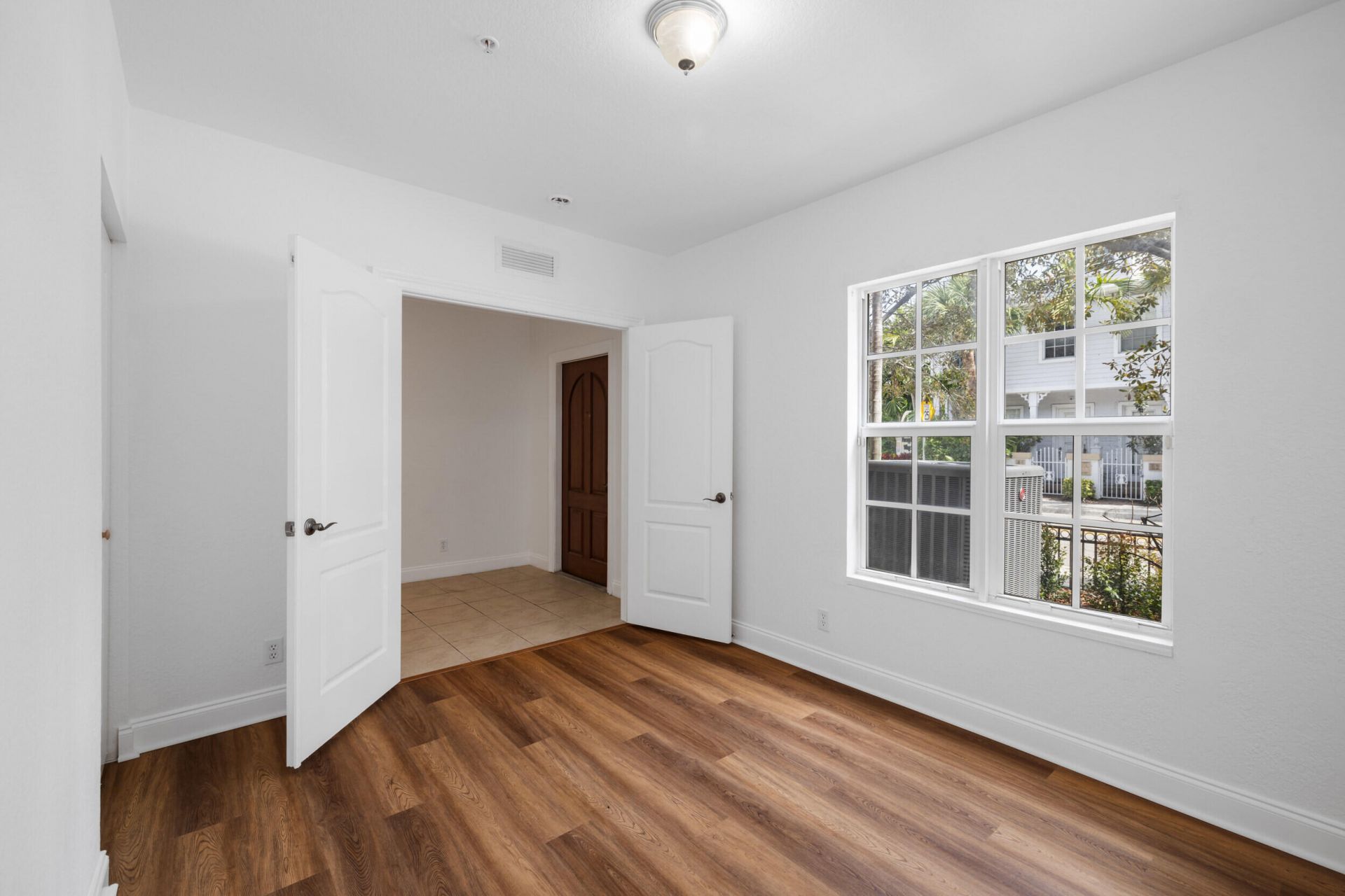 601 S Federal Highway, Unit 30, Lake Worth Beach, FL 33460 Photo