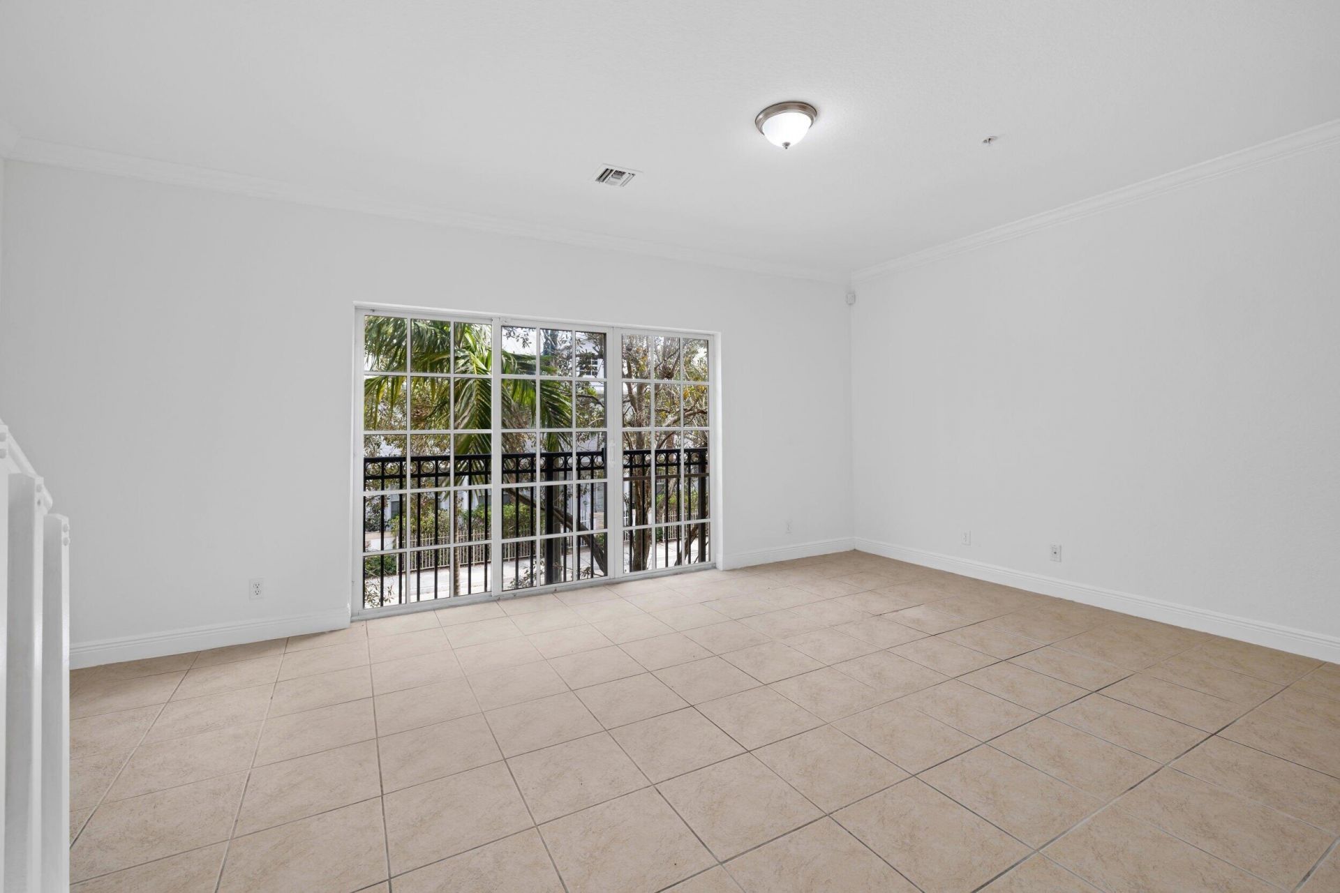 601 S Federal Highway, Unit 30, Lake Worth Beach, FL 33460 Photo