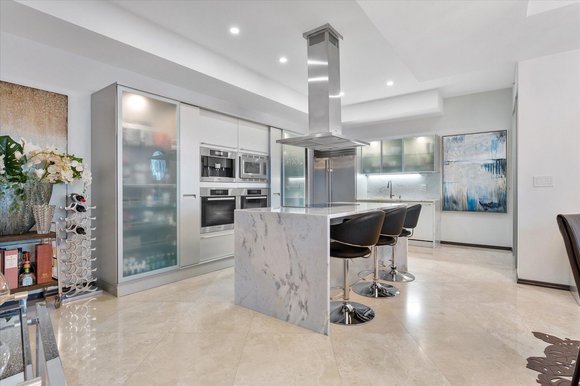 18201 Collins Avenue, Unit 3704, Sunny Isles Beach, FL 33160 Photo