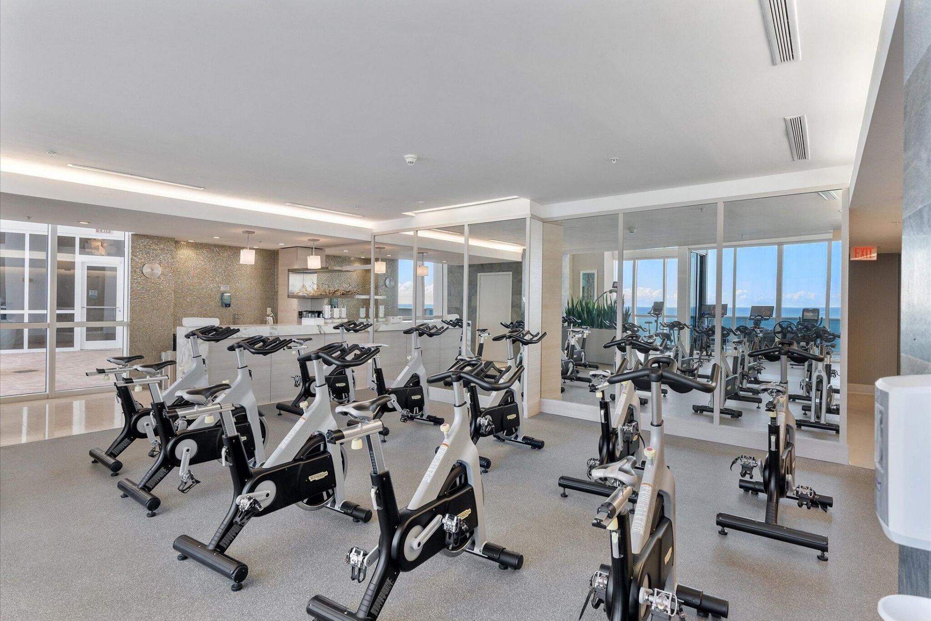 18201 Collins Avenue, Unit 3704, Sunny Isles Beach, FL 33160 Photo