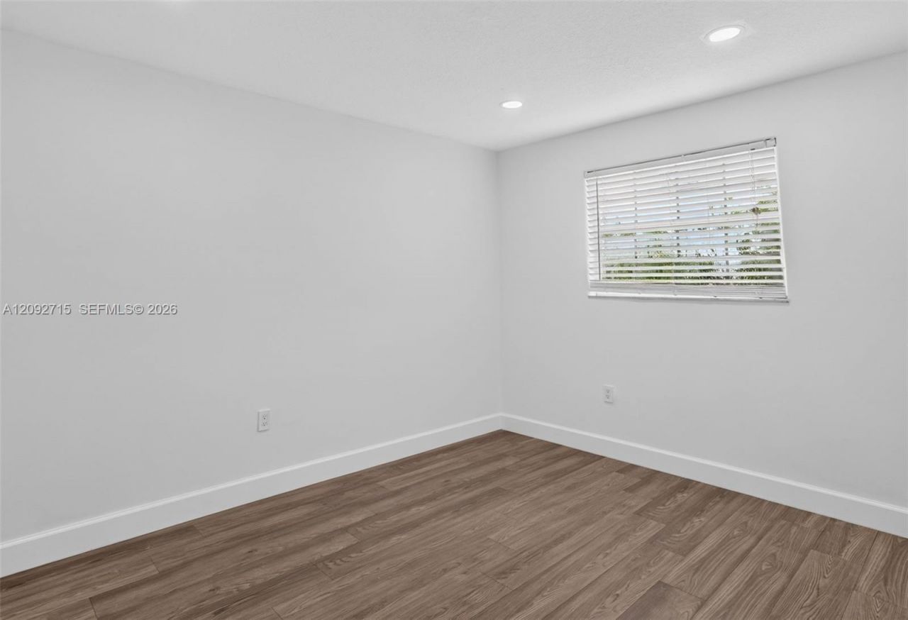 9410 SW 212th Ter , Cutler Bay, FL 33189 Photo