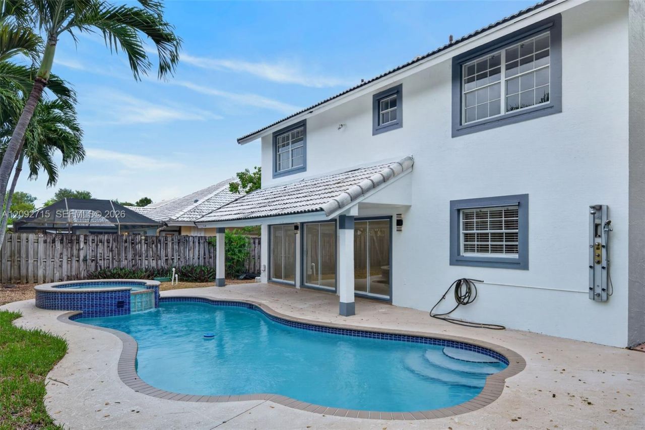 9410 SW 212th Ter , Cutler Bay, FL 33189 Photo