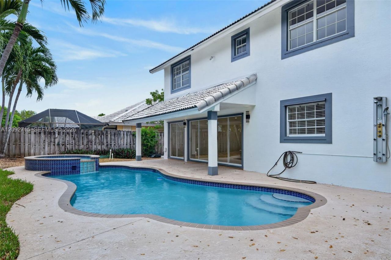 9410 SW 212th Ter , Cutler Bay, FL 33189 Photo