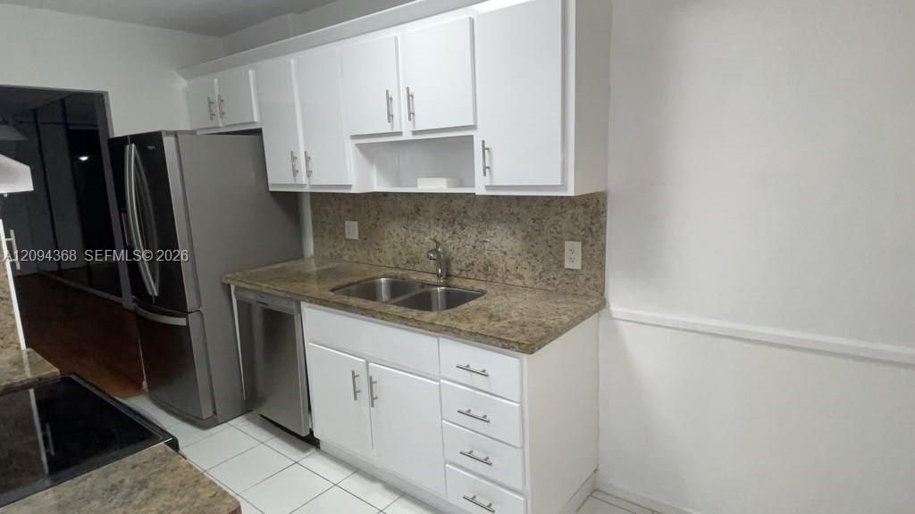 250 Jacaranda Dr, Unit 305, Plantation, FL 33324 Photo