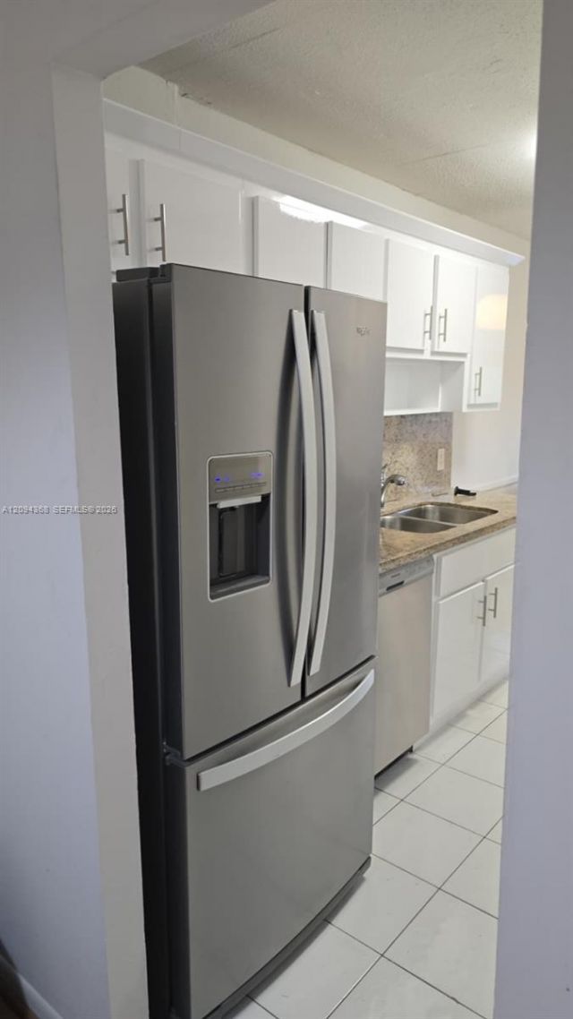 250 Jacaranda Dr, Unit 305, Plantation, FL 33324 Photo