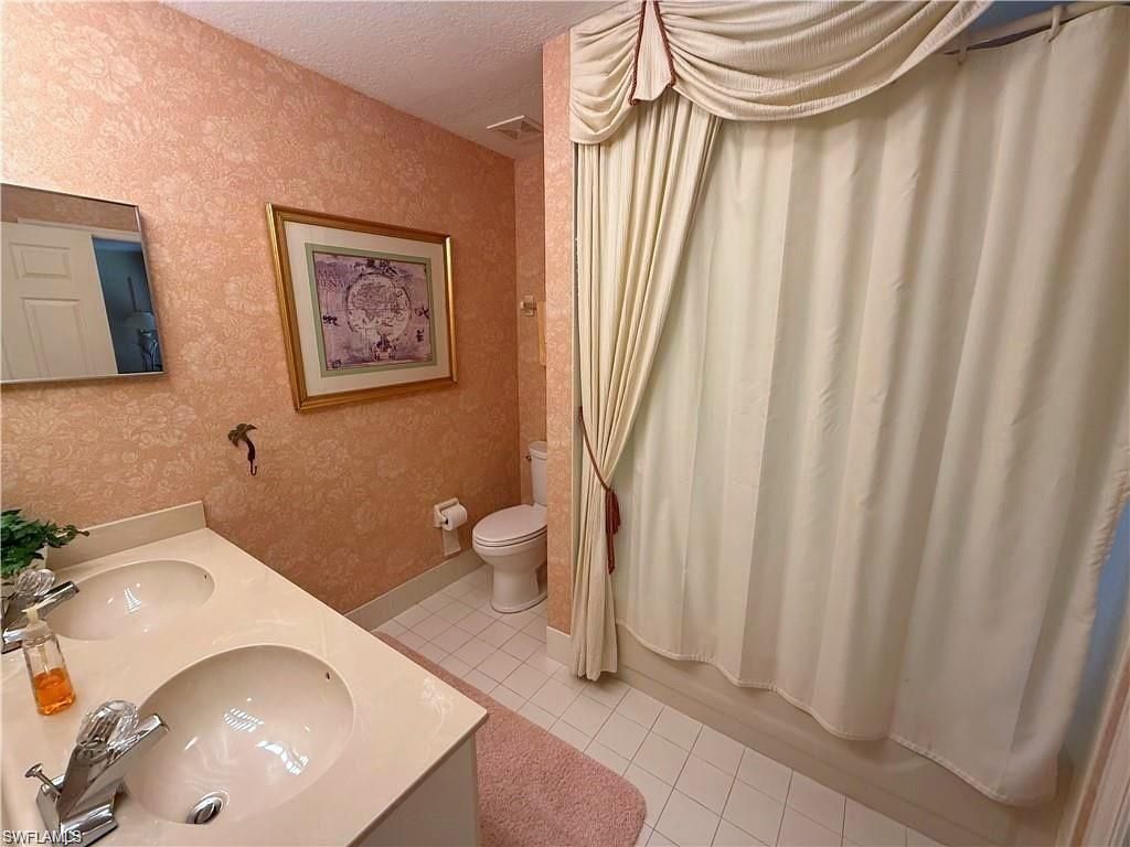 6580 Huntington Lakes Cir , Unit 202, Naples, FL 34119 Photo