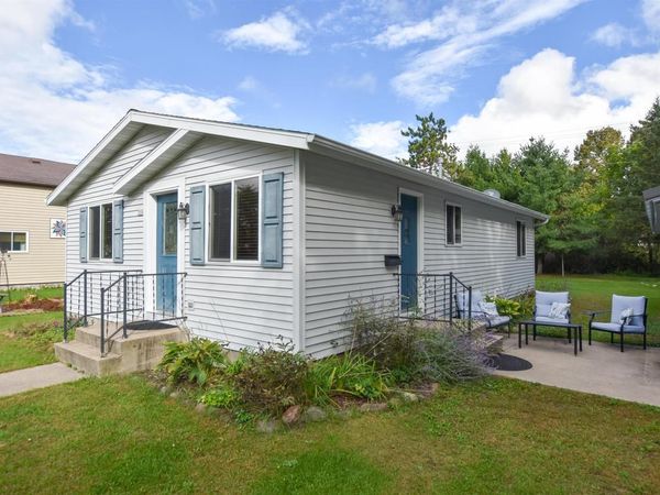 320 W POPLAR STREET, Plainfield, WI 54966