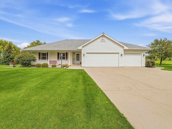 W5011 VALLEY CREEK ROAD, Fond Du Lac, WI 54937