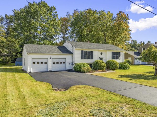 49 Buttonwood Road, South Berwick, ME 03908