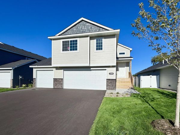 25868 Emerson Court, Wyoming, MN 55092