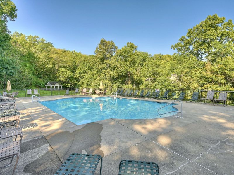 2097 Clareglen Drive, Unit 202, Crescent Springs, KY 41017 Photo 19