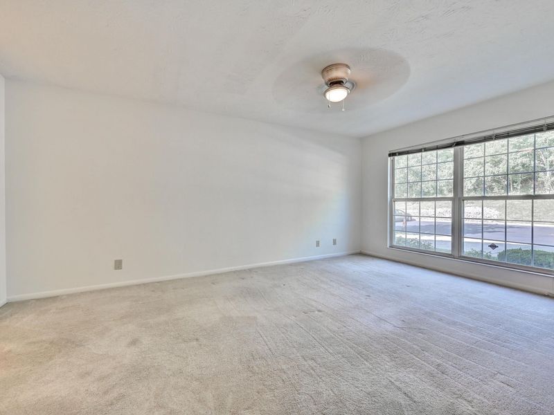 2097 Clareglen Drive, Unit 202, Crescent Springs, KY 41017 Photo 8
