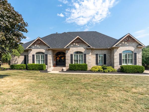1505 Gleneagle Drive , Marion, IL 62959