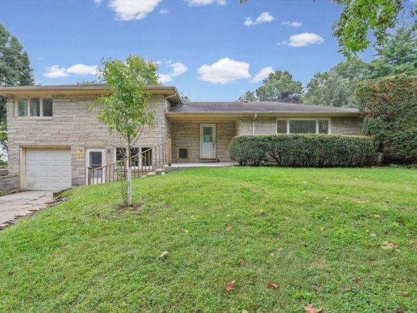 1708 Park Haven Drive , Champaign, IL 61820