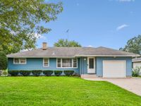 2135 Hawthorne Lane, Waukegan, IL 60087 primary photo
