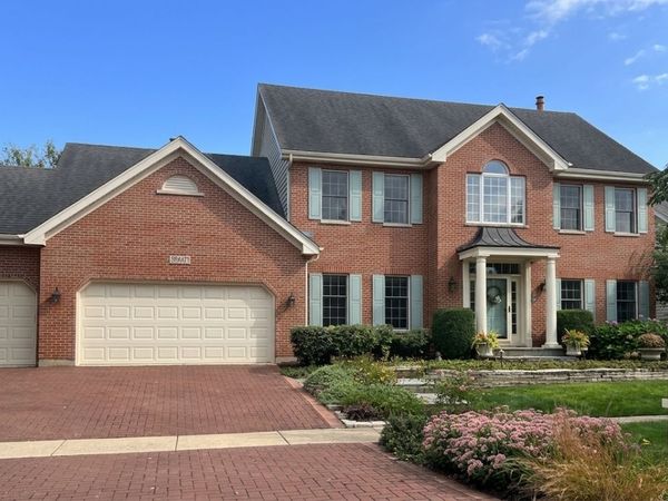 39W421 Olinger Lane , Geneva, IL 60134