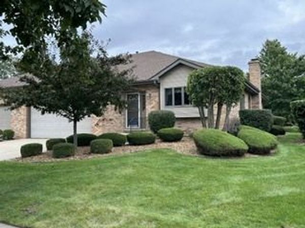 80 Fairfield Drive , New Lenox, IL 60451