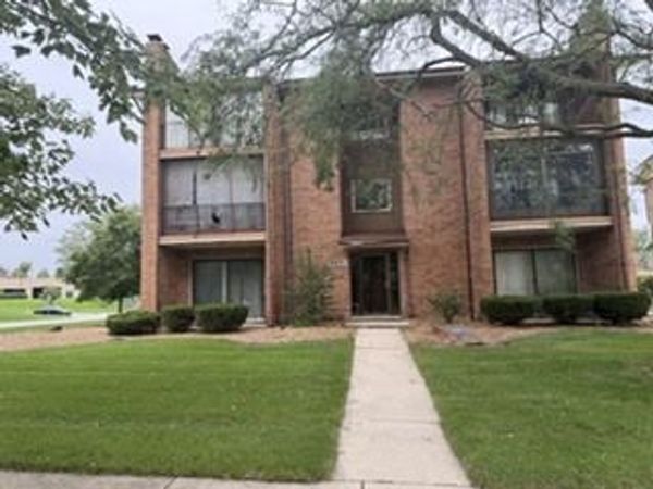 9950 Treetop Drive , Unit 1W, Orland Park, IL 60462