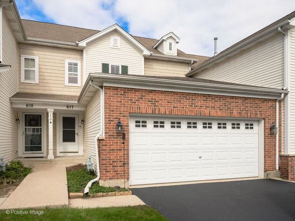 617 GRAND CANYON Circle, Crystal Lake, IL 60014