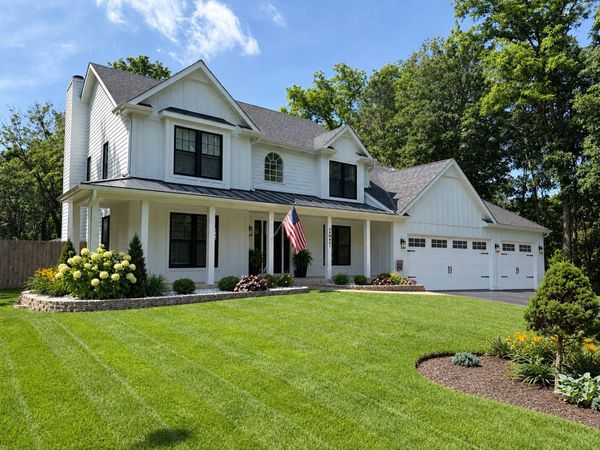 28W031 Greenview Avenue , Warrenville, IL 60555