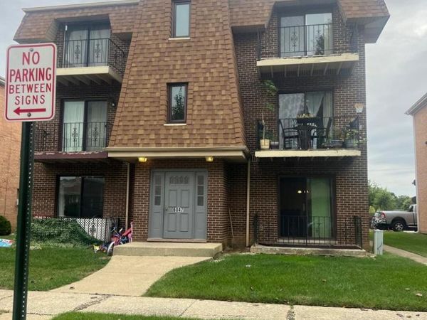 6047 Marshall Avenue , Unit 302E, Chicago Ridge, IL 60415